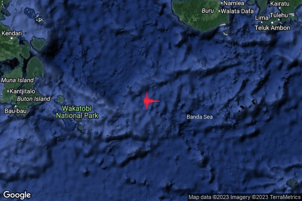 Violento Terremoto M6.2 epicentro Indonesia [Sea] alle 10:23:43 (08:23:43 UTC)