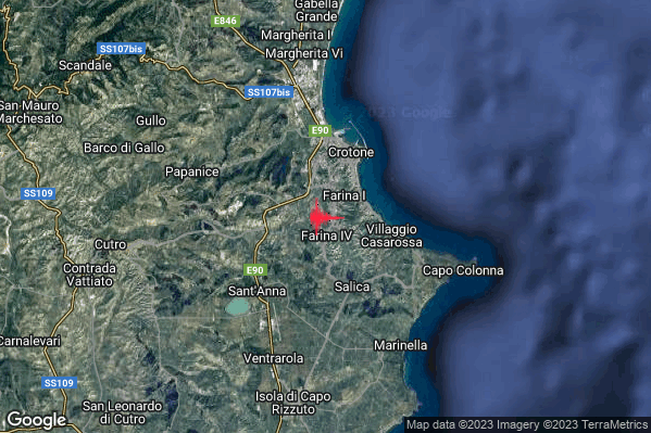 Lieve Terremoto M2.1 epicentro 4 km SW Crotone (KR) alle 16:54:19 (14:54:19 UTC)