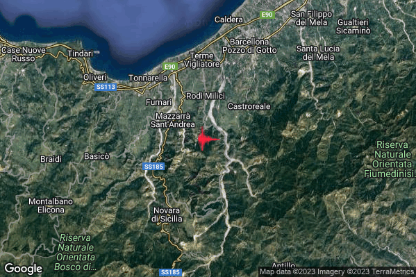 Debole Terremoto M2.3 epicentro 4 km SE Mazzarra Sant'Andrea (ME) alle 01:11:33 (23:11:33 UTC)