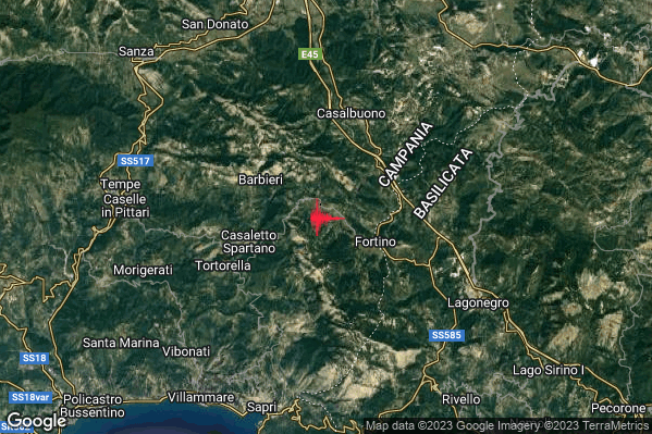 Lieve Terremoto M2.1 epicentro 4 km E Casaletto Spartano (SA) alle 06:50:43 (04:50:43 UTC)