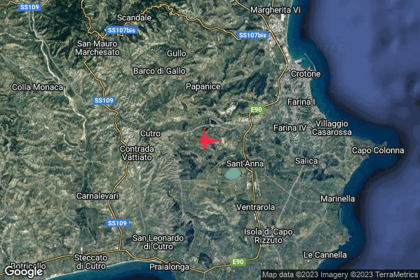 Debole Terremoto M2.5 epicentro 4 km E Cutro (KR) alle 10:59:39 (08:59:39 UTC)