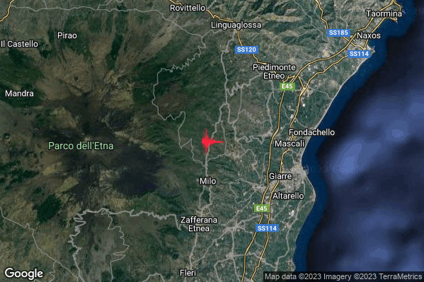 Lieve Terremoto M2.2 epicentro 3 km W Sant'Alfio (CT) alle 23:39:49 (22:39:49 UTC)