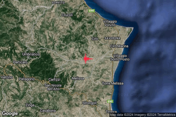 Debole Terremoto M2.3 epicentro 4 km S Ciro (KR) alle 22:27:55 (20:27:55 UTC)