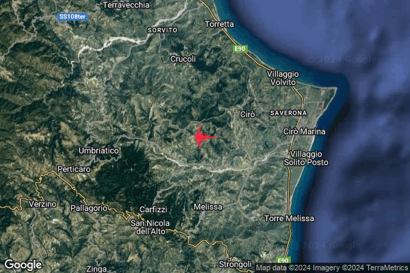 Moderato Terremoto M3.7 epicentro 4 km SW Ciro (KR) alle 15:22:14 (13:22:14 UTC)