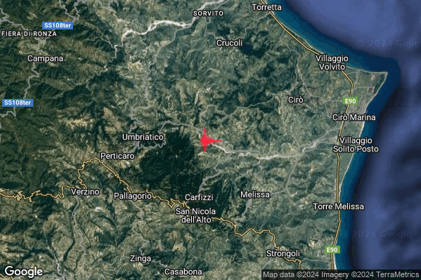 Lieve Terremoto M2.0 epicentro 5 km N Carfizzi (KR) alle 16:11:14 (14:11:14 UTC)