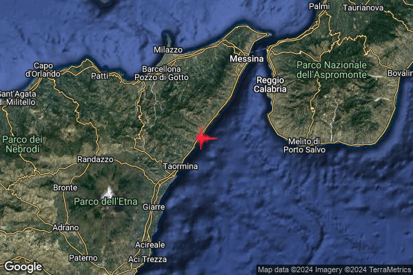 Lieve Terremoto M2.1 epicentro Stretto di Messina (Reggio di Calabria Messina) alle 03:05:27 (01:05:27 UTC)