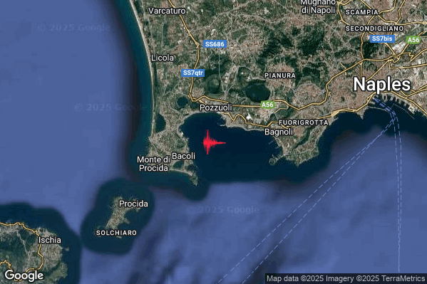 Distinto Terremoto M3.9 epicentro Campi Flegrei alle 15:30:02 (14:30:02 UTC)