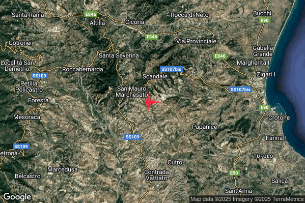 Lieve Terremoto M2.2 epicentro 3 km E San Mauro Marchesato (KR) alle 01:52:00 (00:52:00 UTC)