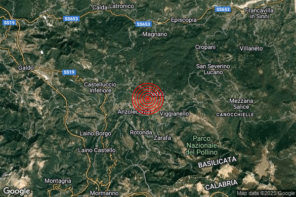 Terremoto 11:46:54 M2.1 epicentro “4 km W Viggianello (PZ)” Terremoto 11:46:54 M2.1 epicentro “4 km W Viggianello (PZ)”